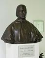 Büste im Science College Haus Overbach, Nordrhein-Westfalen